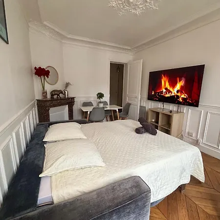 Apartment Tour Eiffel Lecourbe Paris